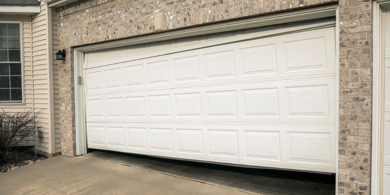 Three Signs your Commercial Garage Door Needs Professional Repair or Replacement