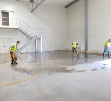 concrete polishing contractor